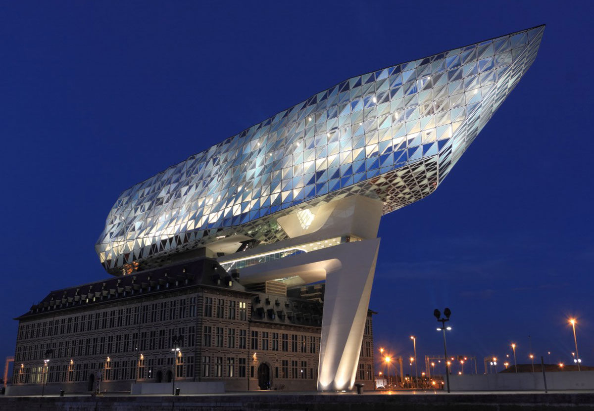 Metropolitan Center<br />Located in Hamburg, the new Elbphilarmonie is a structure designed and built by Herzog & Meuron. It is open to the public on January 11 and January 12, 2017. Structure is divided into two parts. The lower part has a more solid look, while the upper part looks lighter and more delicate. This is because glass is used for façade effects. As the designer expected, the effect of watching from the roof is spectacular.